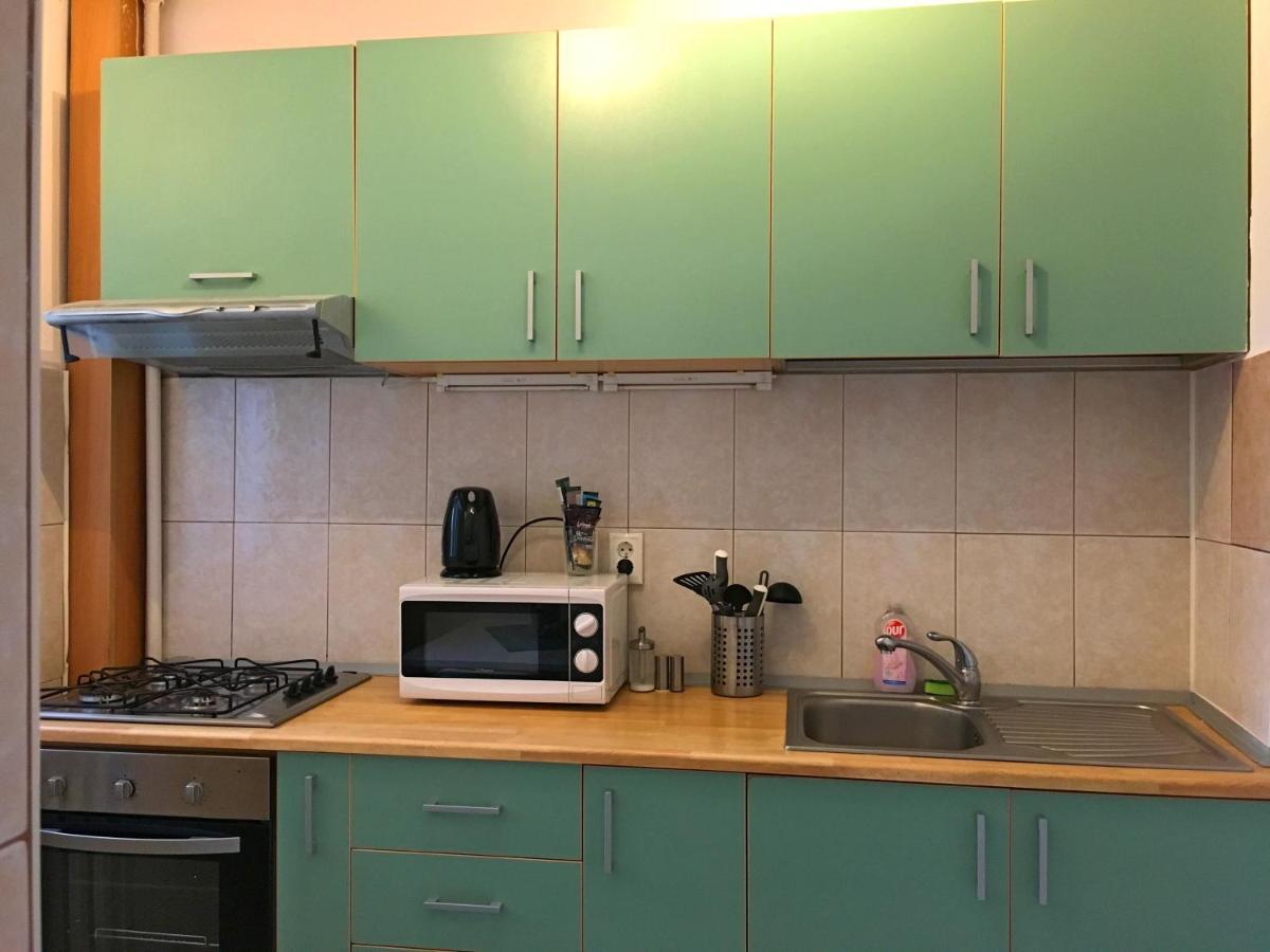 Apartment With Amazing View Near Old Town Букурещ Екстериор снимка